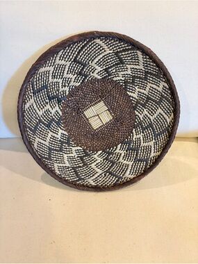 NEW Africa Woven Basket. Made by the Binga people of Zambia/Zimbabwe